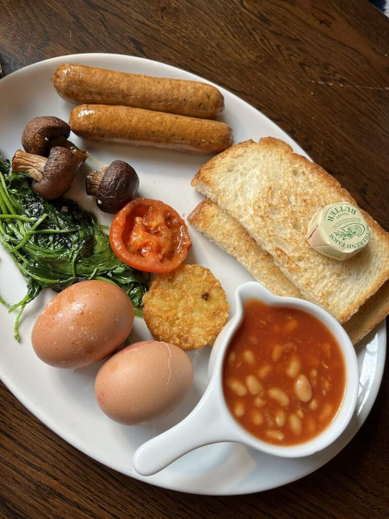 London mit Teenagern englisches vegetarisches Frühstück