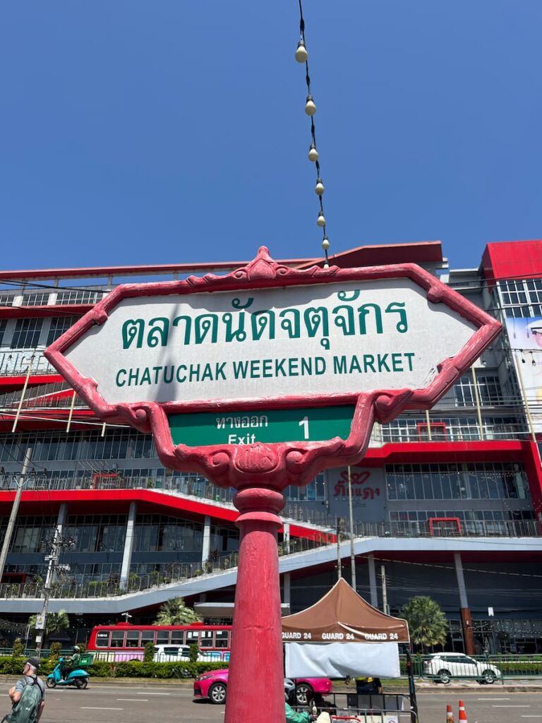 Chatuchak Weekend Market Bangkok mit Teenager