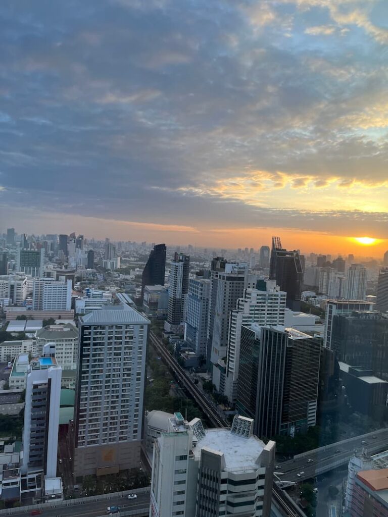 Eastin Grand Hotel Phaya Thai Ausblick aus dem Panorama Zimmer 