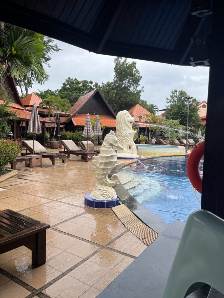 Pool Ban Krut mit Teenager Arcadia Beach Resort